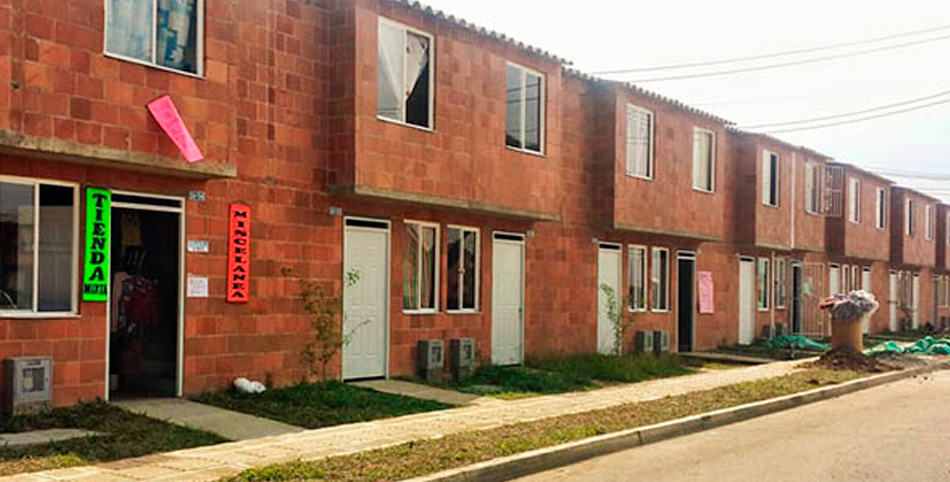 El derrumbe de las viviendas gratuitas | Noticias de Cali, el Valle y Colombia