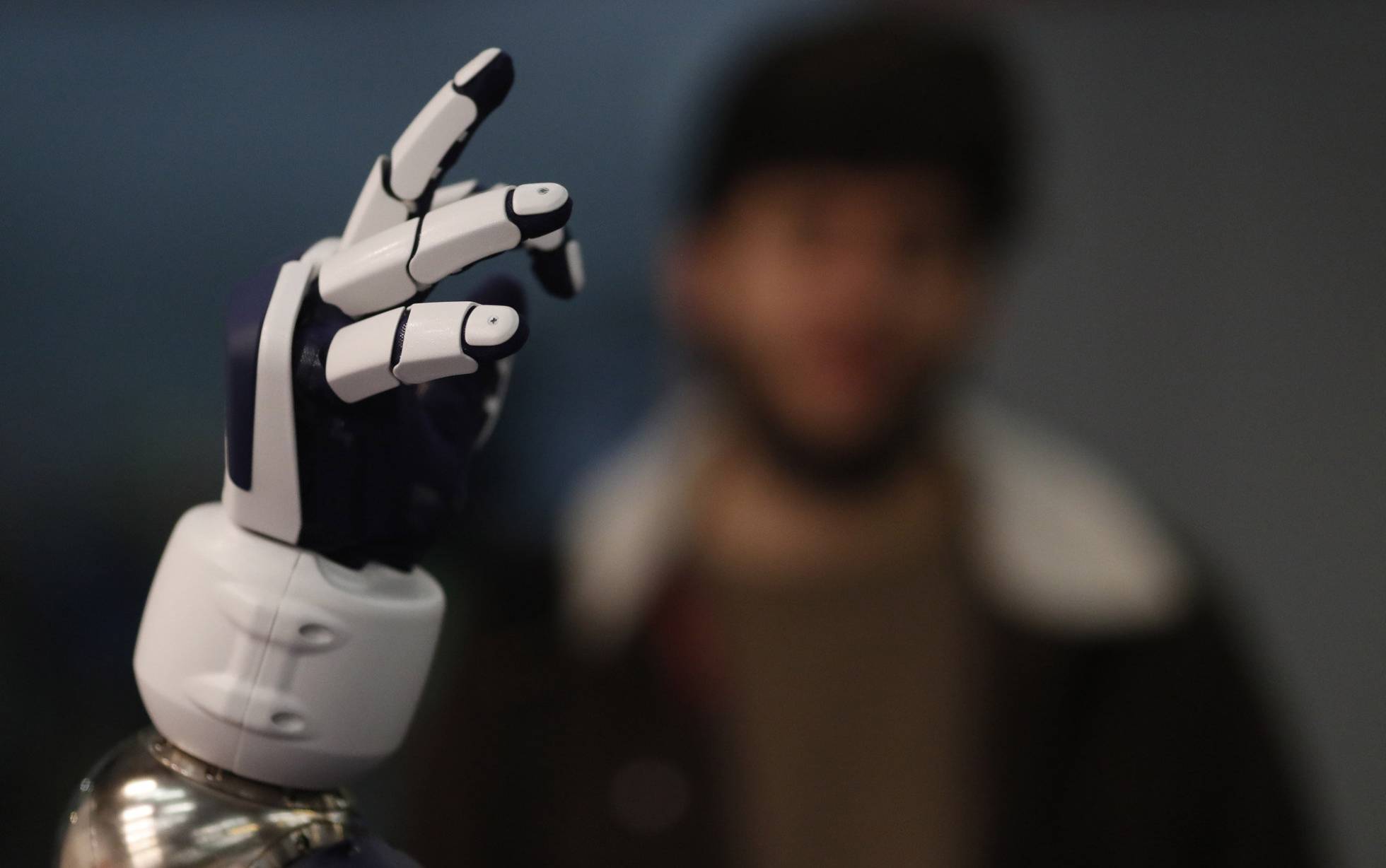 Un brazo robótico en la feria Global Robot Expo de Madrid. Alvaro García