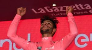 Gaviria ganó la tercera etapa y es el nuevo líder del Giro