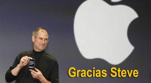 Steve Jpbs en el lanzamiento del iPhone