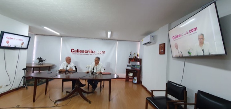 Fernando Tamayo y la biblioteca Jorge Garcés B