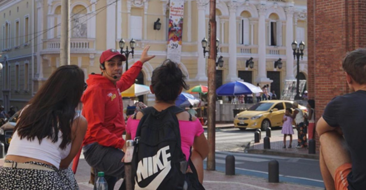 Audioguías en Cali: rutas oficiales, comunitarias y digitales