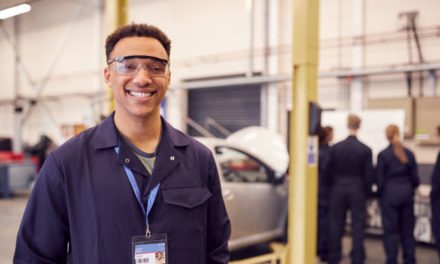 Formación en mecánica automotriz y soldadura en Cali