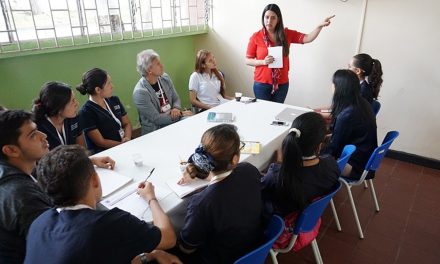 Formación y capacitación docente en Cali, actualizar para fortalecer la escuela pública