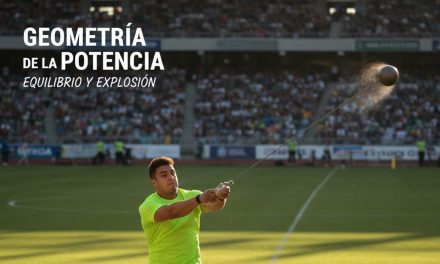Lanzamiento de Martillo: La Geometría de la Potencia