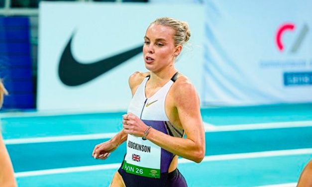 Keely Hodgkinson rompe el récord británico indoor y reafirma su liderazgo mundial en los 800 metros