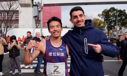 Toshikazu Yamanishi establece récord mundial de media maratón marcha en Kobe