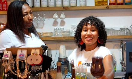 Raíces Empresarial en Buenaventura fortalece su producción de bebidas ancestrales con apoyo de ValleINN+