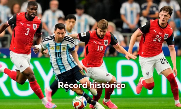 Argentina se impuso sobre Austria 2 – 0 y clasificó a 16vos del mundial