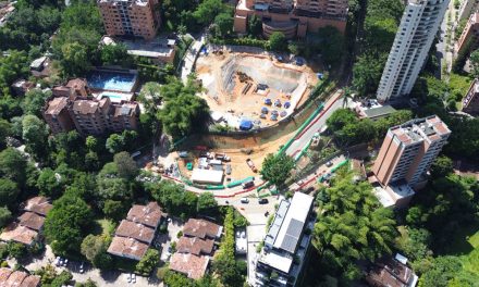 Eficiencia Centralizada: El Rol Operativo de la Secretaría Privada en Medellín