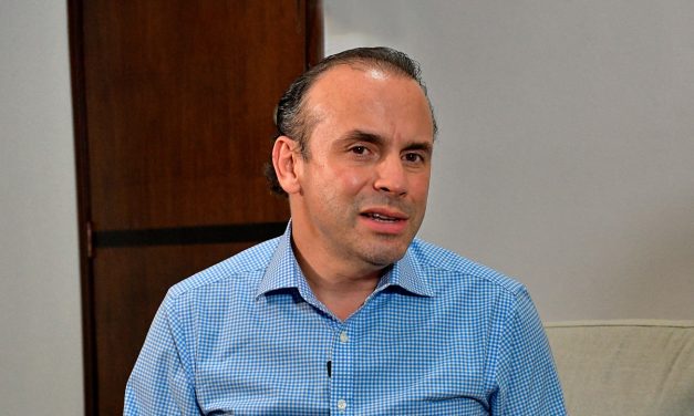 Alcalde: Responsabilidad política por presunta intervención en política