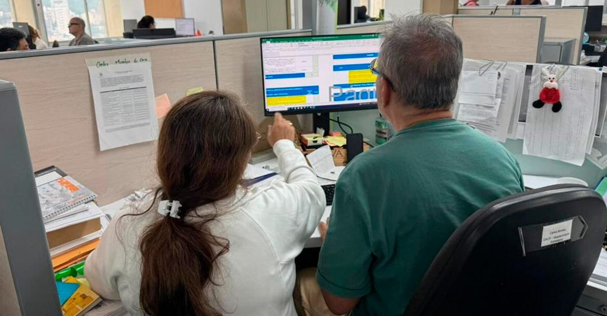 Contratación Pública apoya la organización de ayudas para damnificados del terremoto en Cali