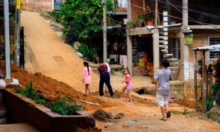 Comuna 18: seguridad, ladera y servicios siguen marcando la agenda de los barrios
