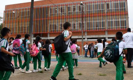 Colegios y escuelas de Cali: educación y cultura por comunas